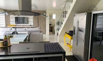 Imagem 1: Apartamento cobertura duplex, 134m, 3 dormitórios, suíte, 2 vagas cobertas, sacada, área d