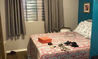 Imagem 3: Sobrado a venda no Ipiranga, com 03 moradias, 02 vagas de garagem, churrasqueira e lavande