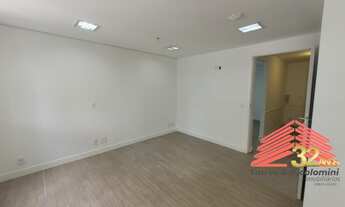 Imagem 5: SALA COMERCIAL MOOCA - 46 M² - COM 3 SALAS, BANHEIRO, SACADA, COPA 1 VAGA DE GARAGEM - LUZ