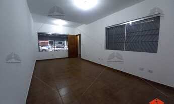 Imagem 5: Sobrado para locação comercial com 220 metros de área construída, 4 salas, 3 banheiros, 2