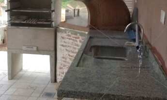 Imagem 3: Casa Térrea a venda, Granja Viana com 3 Suítes, Piscina, Spa com Hidromassagem, Sauna, Chu