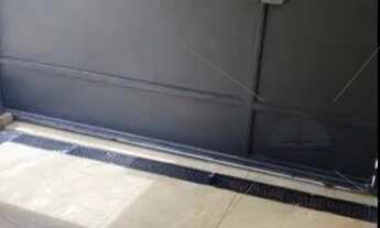 Imagem 2: Casa a venda, de 250m2 com piscina e churrasqueira a 3 minutos da Marginal Tietê, próximo