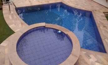 Imagem 2: Casa de Alto Padrão no condomínio Palavra da Vida em Atibaia