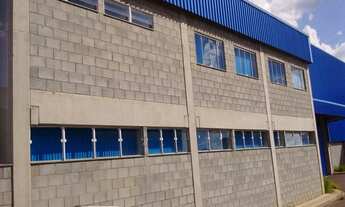 Imagem 2: Galpão Industrial de Alto Padrão no Centro de Bom Jesus dos Perdões-SP: 10 Salas, 8 Banhei