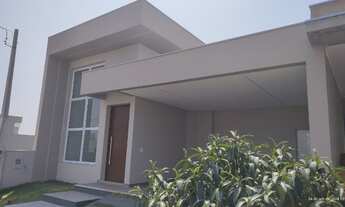 Imagem: Casa nova térrea em Condomínio fechado