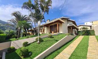 Imagem: Casa térrea no Condomínio Flamboyant em