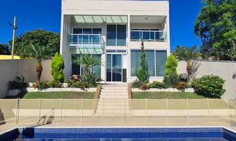 Imagem 2: Excelente oportunidade! Casa nova espaçosa e muito bem localizada, com 4 quartos, sendo 2