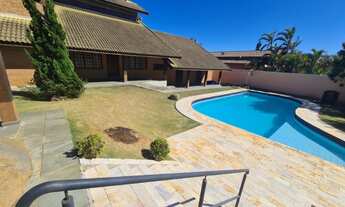 Imagem 4: Casa térrea estilo rústico no Condomínio Panorama em Atibaia SP. São 5 suítes, piscina, ár