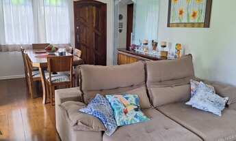 Imagem 4: Casa térrea na Vila Santista em Atibaia SP. 4 dormitórios, piscina, espaço gramado e ár