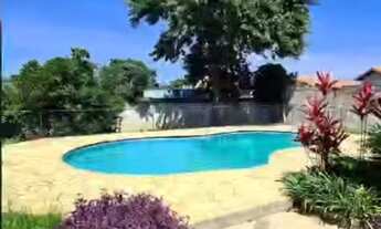 Imagem 2: Casa térrea com 3 dormitórios, piscina, no Jd Paulista em Atibaia SP