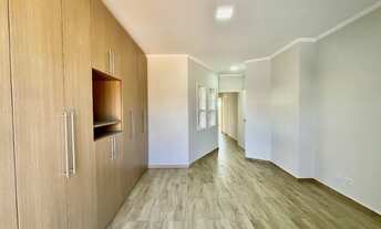 Imagem 4: Casa na Vila Giglio em Atibaia com 3 dormitórios sendo 1 suíte, sala ampla, cozinha, pisc