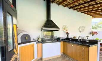 Imagem 7: Casa térrea no Condomínio Flamboyant em Atibaia SP. São 3 dormitórios sendo 2 suítes, sa