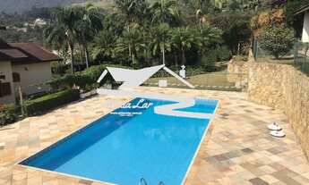 Imagem 6: Imponente residência de alto padrão no Condomínio Flamboyant em Atibaia-SP: 4 suítes, 3 sa