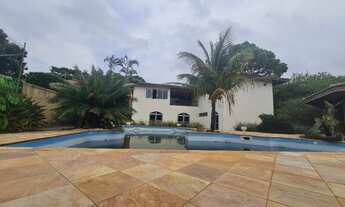 Imagem 4: Sobrado em bairro nobre, próximo ao Centro de Atibaia, São 4 dormitórios sendo 2 suítes