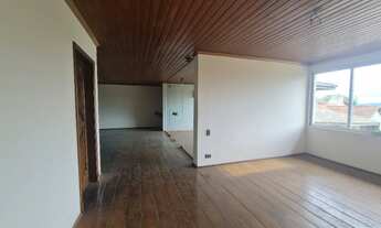 Imagem 6: Sobrado em bairro nobre, próximo ao Centro de Atibaia, São 4 dormitórios sendo 2 suítes