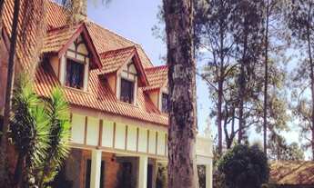 Imagem 2: Imponente residência de luxo com 7 quartos e 5 suítes na Vila Giglio, Atibaia-SP: 777m² de