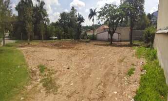 Imagem 2: Terreno no Condomínio Flamboyant em Atibaia SP. São 1.642,00 m2 totalmente planos e.com u