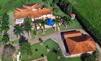 Imagem 5: Haras em Piracaia SP Casa sede com 5 dormitórios sendo 4 suítes, sala ampla com 3 ambiente