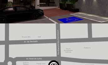 Imagem 4: Lojas comerciais no Centro de Atibaia SP