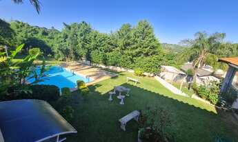 Imagem 6: Casa térrea no Condomínio Estância Dos Lagos em Atibaia SP. Piscina, churrasqueira, amp