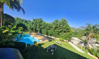 Imagem 5: Casa térrea no Condomínio Estância Dos Lagos em Atibaia SP. Piscina, churrasqueira, amp