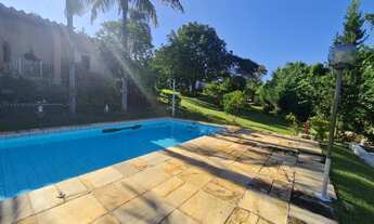 Imagem 2: Casa térrea no Condomínio Estância Dos Lagos em Atibaia SP. Piscina, churrasqueira, amp