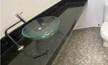 Imagem 3: 3 dormitórios, 3 suíte, 5 banheiro, 2 vagas na garagem