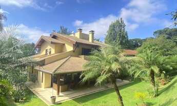 Imagem: 4 dormitórios, 4 suíte, 5 banheiro, 4