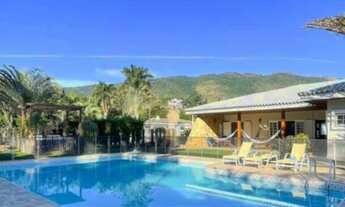 Imagem 2: Casa térrea no Condomínio Flamboyant em Atibaia SP. Terreno com 2 mil m2