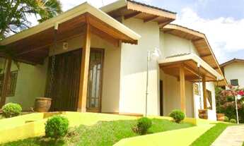 Imagem 4: Casa térrea no Condomínio Flamboyant em Atibaia SP. 4 dormitórios sendo 3 suítes na casa p