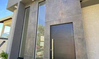 Imagem 6: 3 dormitórios, 3 suíte, 4 banheiro, 2 vagas na garagem