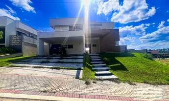 Imagem: Sobrado em condomínio a Venda no Ecopark