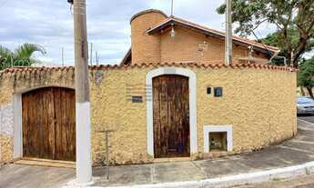 Imagem: Casa a Venda no Jardim Jequitibá em Caçapava