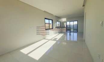 Imagem 2: Sobrado em condomínio a Venda no Malibu no em Caçapava