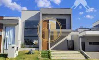 Imagem 2: Imperdível oportunidade: Casa ampla e nova com 4 quartos, 2 suítes e 280m² no Jardim Chapa