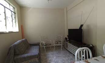 Imagem 2: Apartamento térreo, com área frontal, 2 quartos, sala ampla, banheiro, cozinha e lavanderi