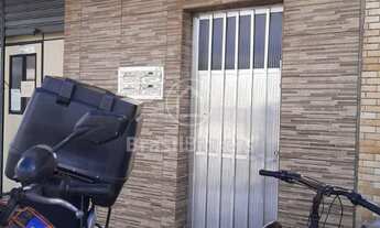 Imagem 2: 2 dormitórios, 1 banheiros, 55M² de Área Construída