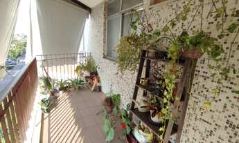 Imagem: Vendo 2 Quartos com varanda e vaga Irajá