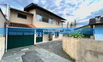 Imagem 2: SOBRADO NO BAIRRO SAGUAÇU/JOINVILLE/SC