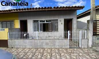 Imagem 2: Casa no Centro para venda - 3 dormitórios (1 suíte) - Cananéia - Litoral Sul de SP