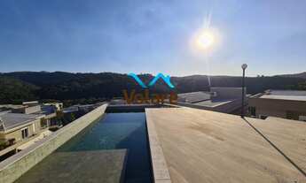 Imagem 3: Casa de alto padrão à venda no Condomínio Residencial Itahyê no Tamboré com excelente vist