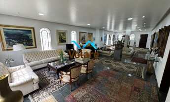 Imagem: Casa de 500m² de área construída com