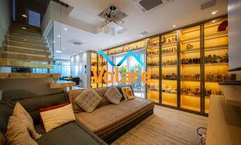 Imagem: Casa em condomínio à venda em Granja Viana!