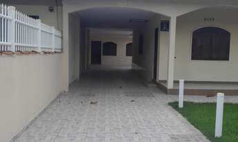 Imagem 6: 3 dormitórios, 2 vagas na garagem, 200M² de Área Construída