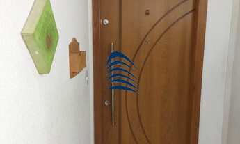 Imagem 3: Apartamento mais terraço/cobertura, nascente, edifício de três andares, o acesso ao aparta