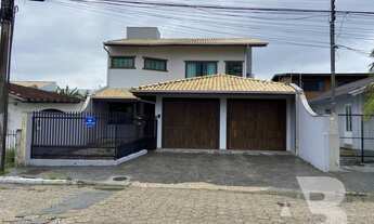 Imagem: , 4 dormitórios na Rua Rodolfo Treder