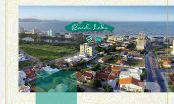 Imagem 2: Beach Lake Residence