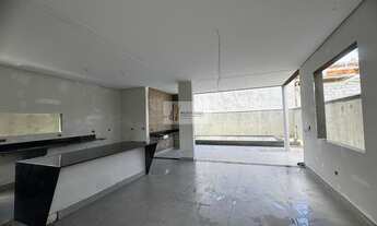 Imagem: Casa Residencial em Condomínio à Venda!