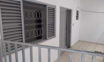 Imagem 7: KITNET NO CENTRO DE GUARAREMA (pode ser utilizada também como sala comercial), entrada ind