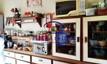 Imagem 7: 3 dormitórios, 1 suítes, 3 banheiro, 2 vagas na garagem, 180M² de Área Construída